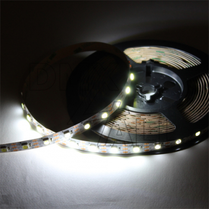 Digital LED-Stripe KALTWEIß APA-104 60